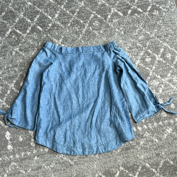 Free People Show Some Shoulder Chambray linen Blend - Picture 4 of 13